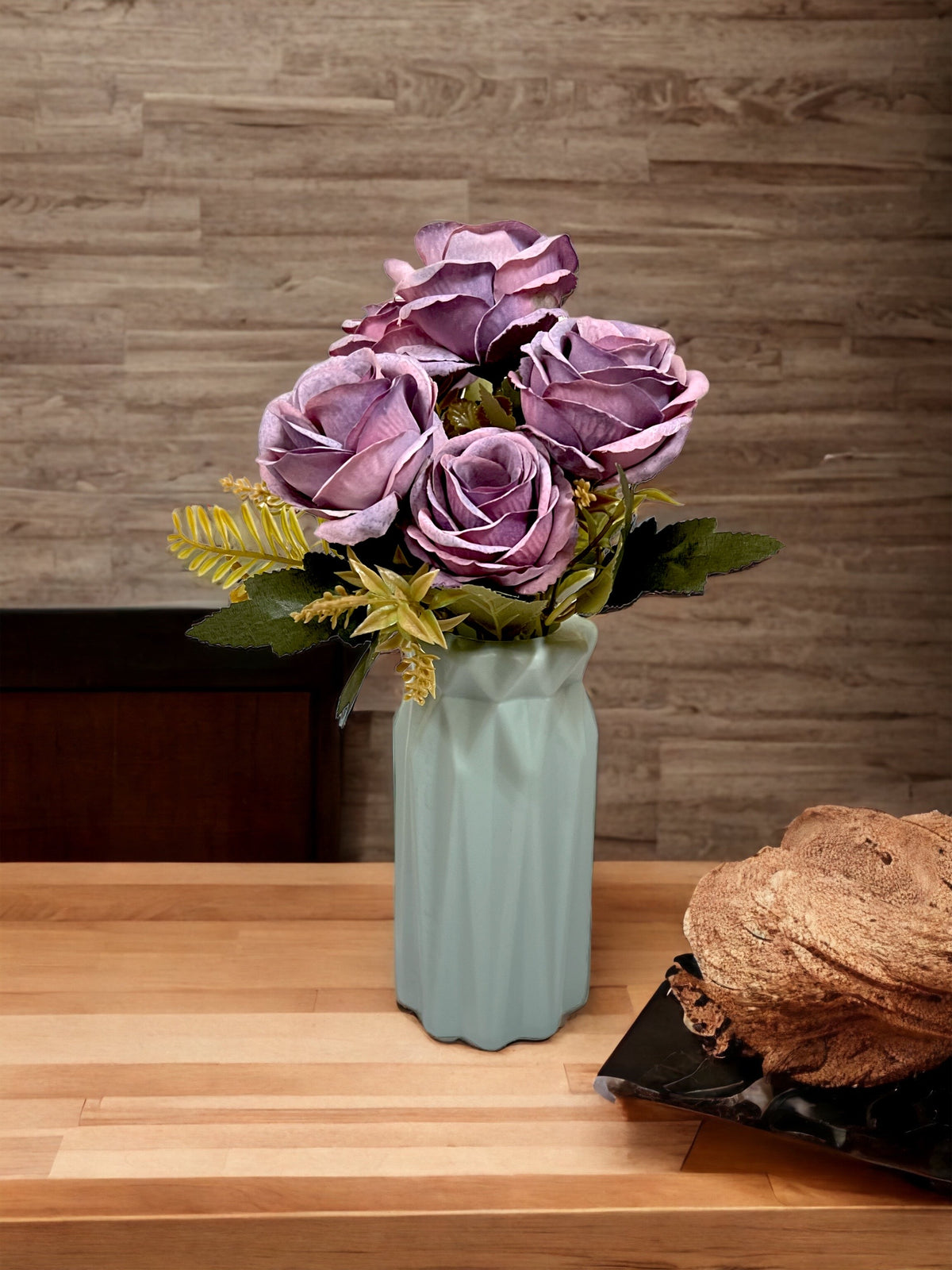 Beautiful Artificial Rose Flowers For Decor Your Home and Living Area.